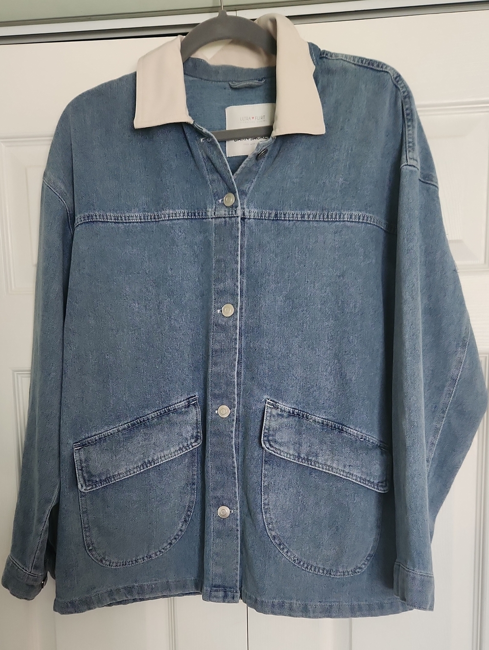Denim Barn Jacket With Canvas Coller